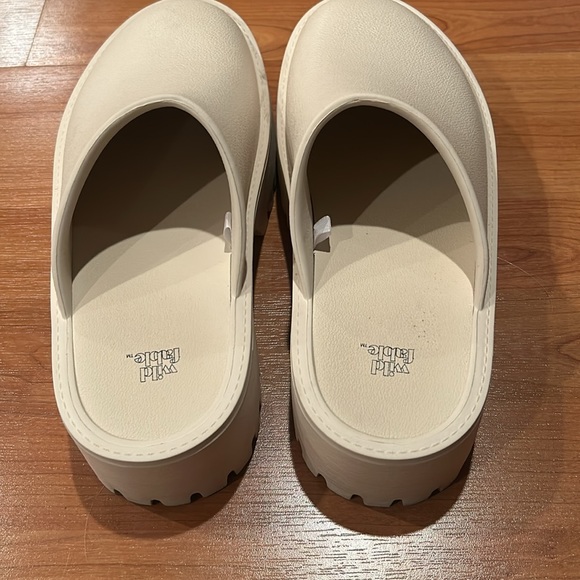 wild fable Clogs - Picture 6 of 6